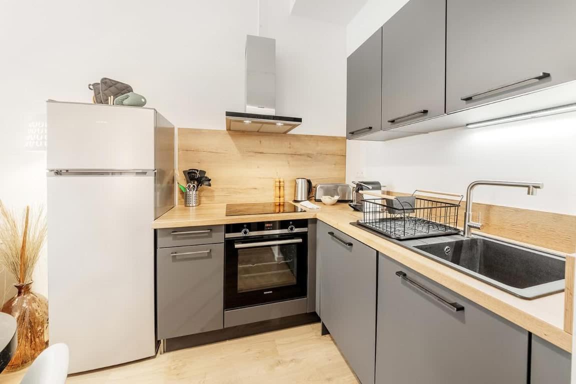 Le Saint Martin, Bel Appartement De Standing Rennes Exterior foto